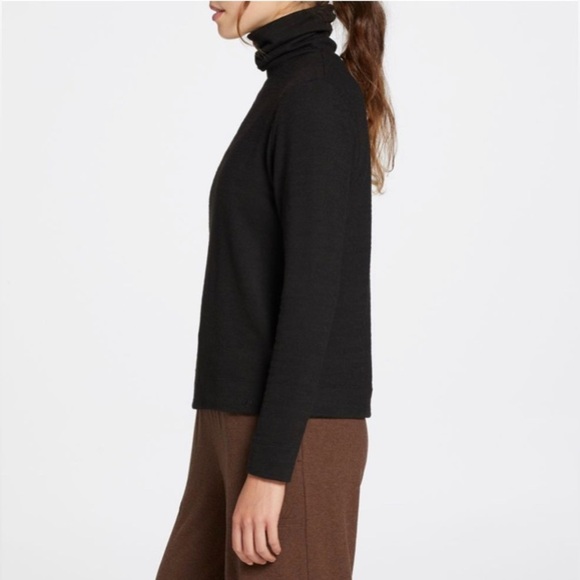 NWT Alpine Design Women's Turtle Neck Long Sleeve Shirt Size Large - Picture 3 of 3